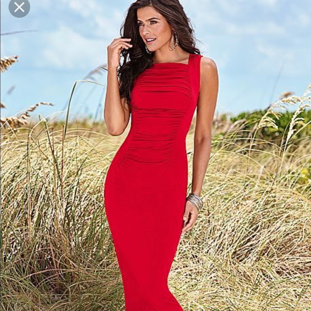 Venus Ruched Maxi 💛